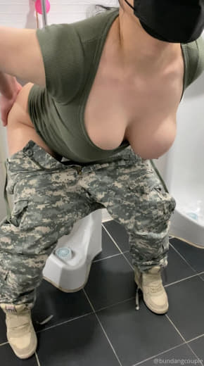 【2023-08-04】I'll give you a bath.m4v